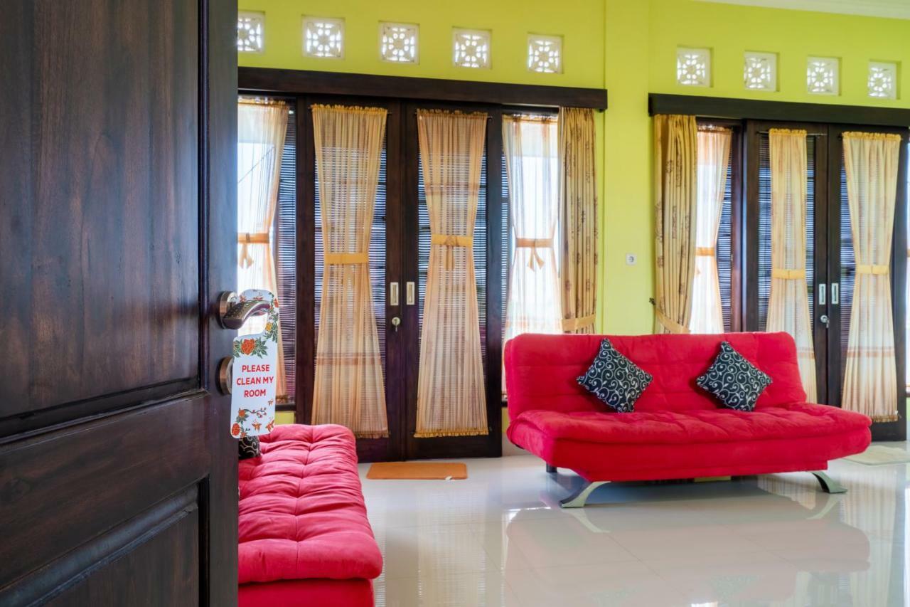 Oyo 922 Pp Dream Guest House Lovina (Bali) Exterior photo